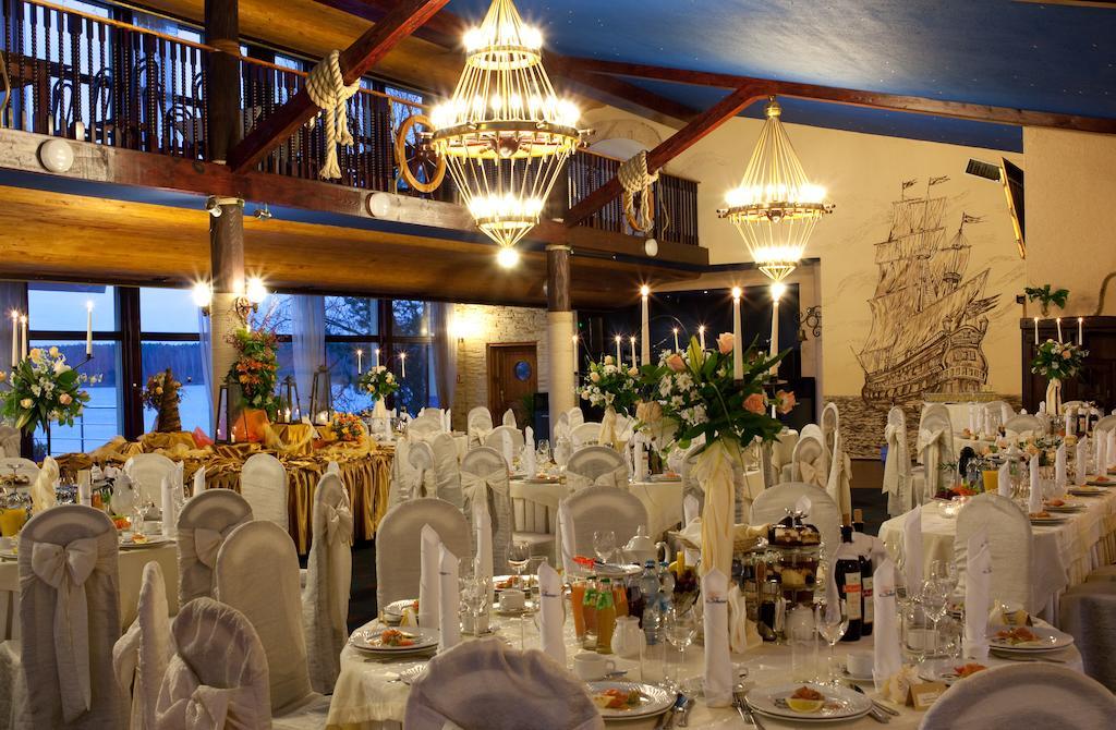Shuma Hotel Dabrowa Gornicza Exterior photo